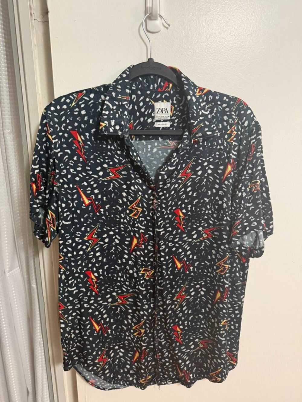 Zara Lightning Bolt Button-up Shirt (Relaxed Fit. Size M)